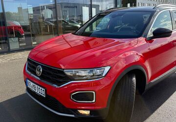 VW T-Roc 41.631 km 19.490 &euro; Krefeld 47800
