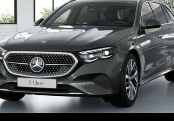 Mercedes-Benz E 300 9.900 km 61.490 &euro; Düsseldorf 40470