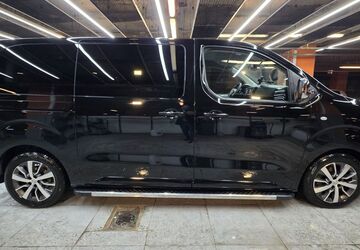 Toyota Proace (Verso) 117.100 km 29.500 &euro; Düsseldorf 40589