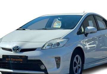 Toyota Prius 86.500 km 13.480 &euro; Duisburg 47249