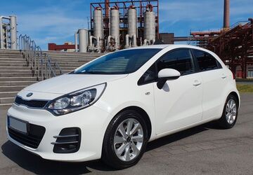 Kia Rio 22.000 km 8.600 &euro; Gelsenkirchen 45889