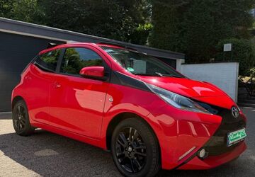 Toyota Aygo (X) 63.576 km 8.500 &euro; Erkrath 40699