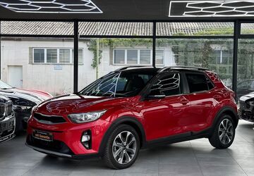 Kia Stonic 41.235 km 15.330 &euro; Essen 45141