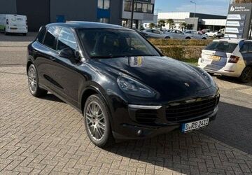 Porsche Cayenne 149.450 km 39.900 &euro; Düsseldorf 40489