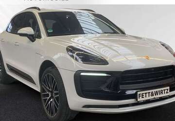 Porsche Macan 15.400 km 71.800 &euro; Moers 47441