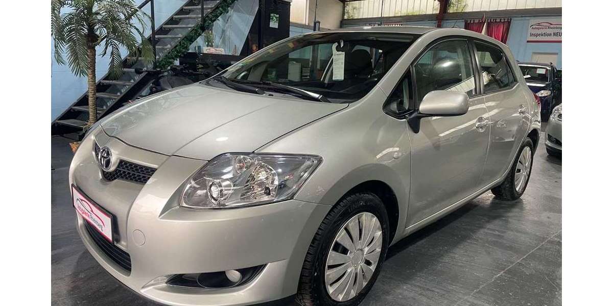 Toyota Auris 78.000 km 5.990 &euro; Rheinberg 47495