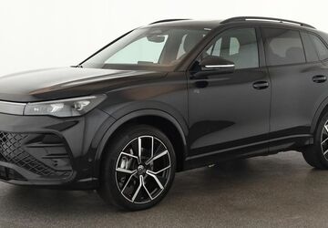 VW Tiguan 18.300 km 47.084 &euro; Düsseldorf 40233