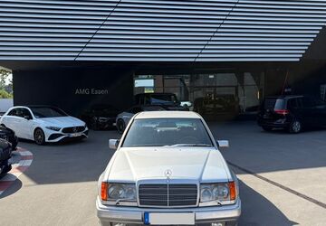 Mercedes-Benz 300 114.517 km 55.124 &euro; Gelsenkirchen 45892