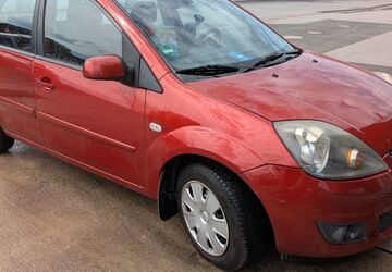 Ford Fiesta 226.000 km 1.200 &euro; Velbert 42549