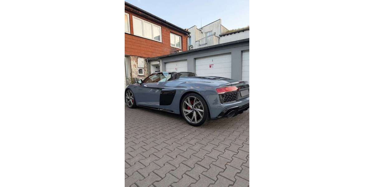 Audi R8 21.500 km 121.900 &euro; Duisburg 47166