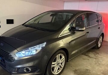 Ford S-Max 159.390 km 16.000 &euro; Ratingen 40878