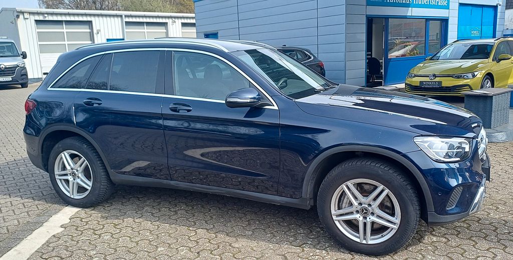 Mercedes-Benz GLC 300 78.000 km 32.980 &euro; Essen 45307
