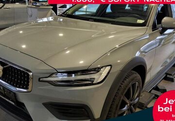 Volvo V60 Cross Country 51.346 km 35.890 &euro; Essen-Kray 45309