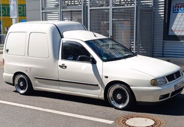 VW Caddy 152.000 km 2.500 &euro; Duisburg 47137