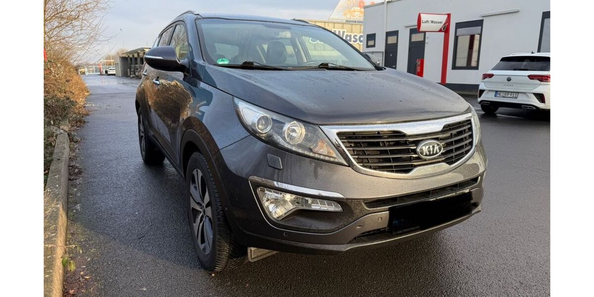 Kia Sportage 108.000 km 7.900 &euro; Neuss 41462