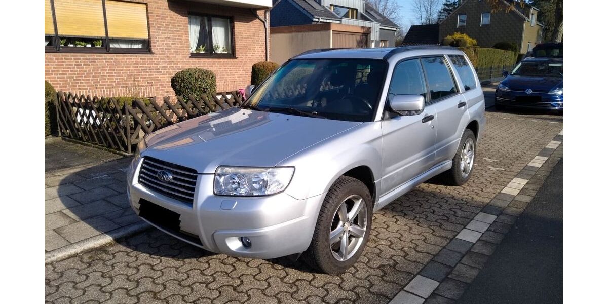 Subaru Forester 141.000 km 9.100 &euro; Mülheim an der Ruhr 45481