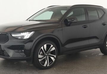 Volvo XC40 32.700 km 34.484 &euro; Düsseldorf 40233
