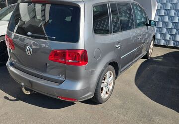 VW Touran 230.000 km 4.500 &euro; Düsseldorf 40595