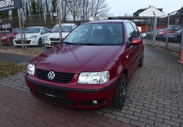 VW Polo 122.000 km 3.490 &euro; Duisburg 47249
