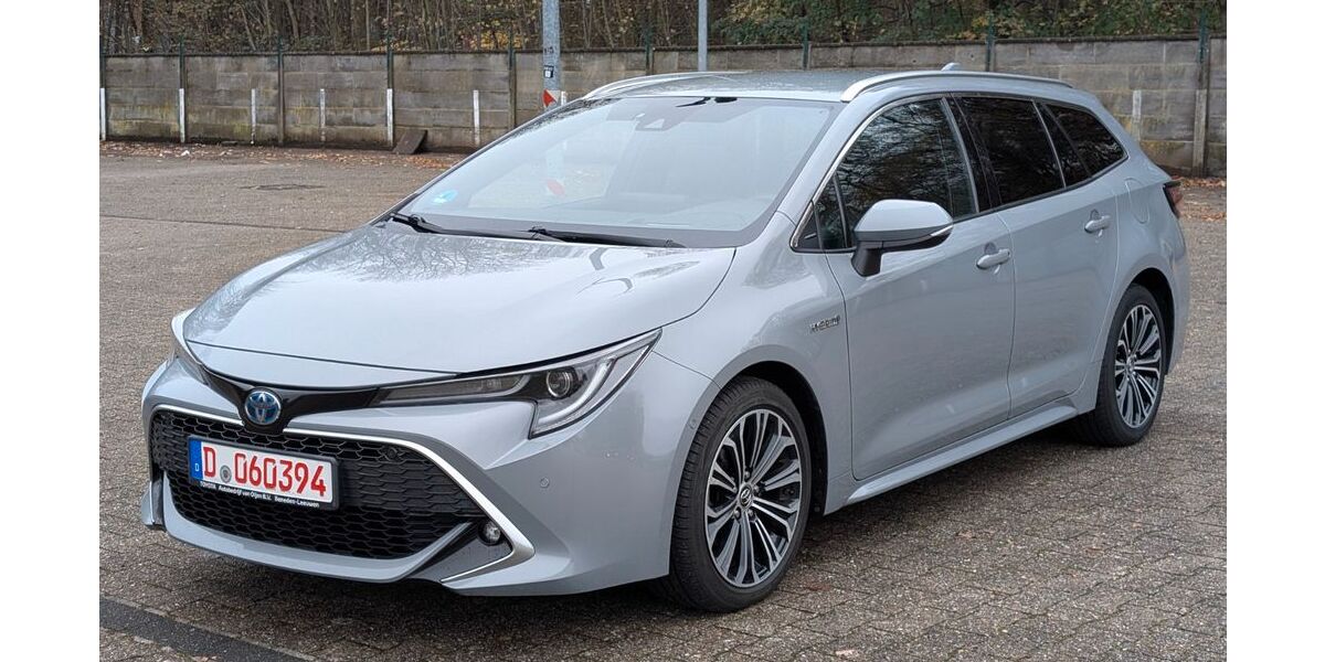 Toyota Corolla 150.300 km 17.850 &euro; Düsseldorf 40589