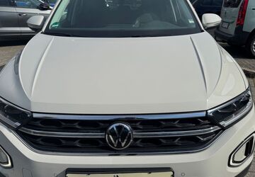 VW T-Roc 124.980 km 19.699 &euro; Mülheim / Ruhr 45473