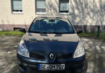 Renault Clio 199.000 km 1.299 &euro; Gelsenkirchen 45881