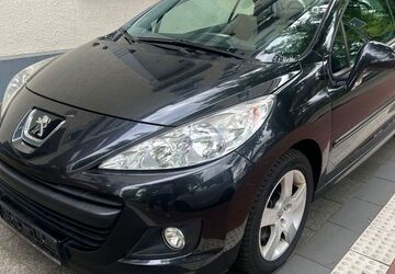 Peugeot 207 176.000 km 1.900 &euro; Duisburg 47269