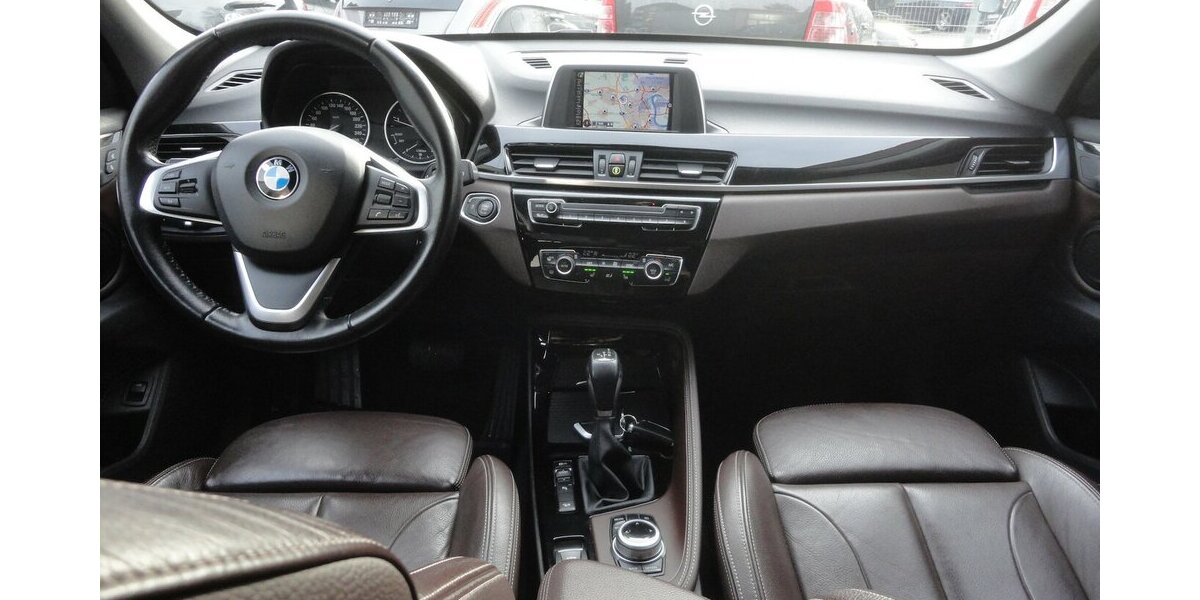BMW X1 20 d xLine 4x4 Autom Navi Leder SHZ PDC LED 208.000 km 14.999 &euro; Neuss 41462