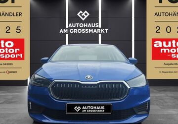 Skoda Fabia 33.500 km 12.490 &euro; Duisburg 47059