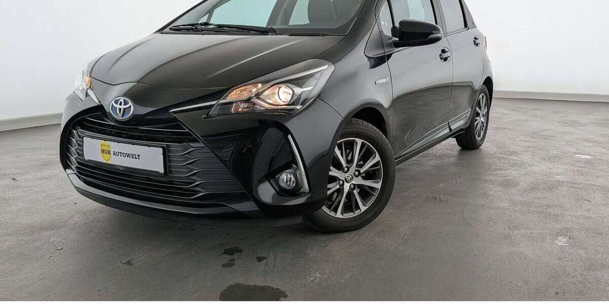 Toyota Yaris 18.090 km 15.460 &euro; Düsseldorf 40599
