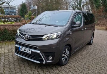 Toyota Proace (Verso) 37.180 km 37.200 &euro; Erkrath 40699