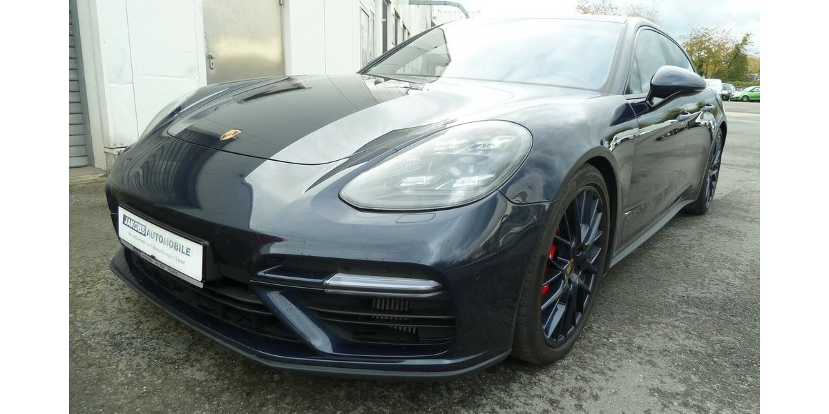 Porsche Panamera Turbo Sport Turismo Chrono Pano Matrix 105.000 km 62.900 &euro; Ratingen 40885