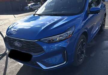 Ford Kuga 15.500 km 38.700 &euro; Duisburg 47178