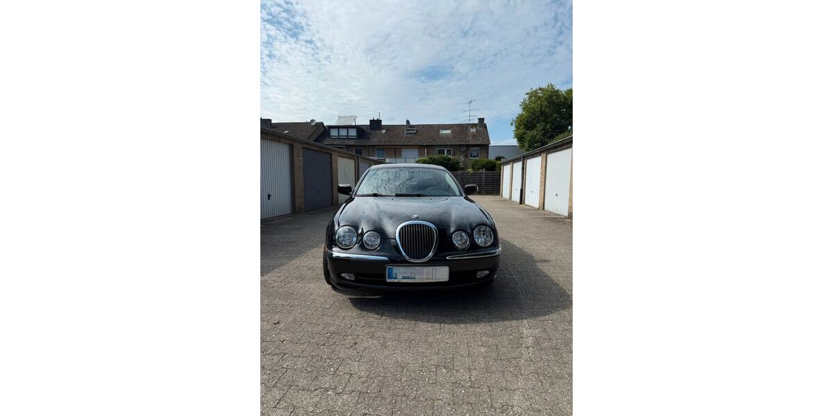 Jaguar S-Type 25.870 km 15.500 &euro; Krefeld 47805