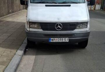 Mercedes-Benz Sprinter 612.000 km 4.900 &euro; Oberhausen 46049
