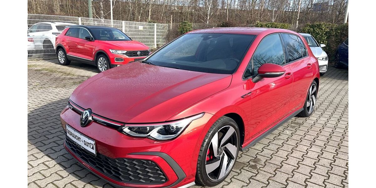 VW Golf 61.675 km 28.890 &euro; Duisburg 47178