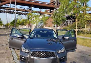 INFINITI Q50 285.000 km 11.000 &euro; Essen, Stadt 45136