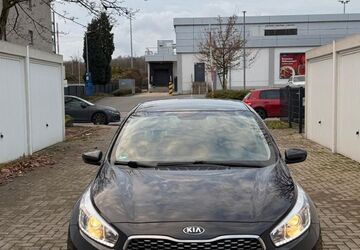 Kia ceed / Ceed 88.000 km 10.900 &euro; Gladbeck 45968