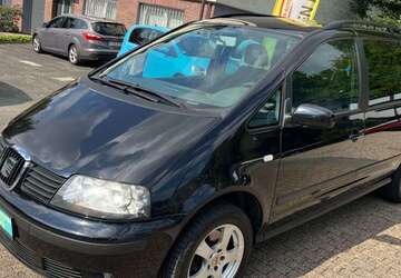Seat Alhambra 175.000 km 3.999 &euro; Essen 45359