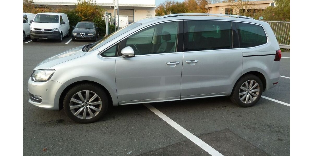 VW Sharan 171.000 km 17.800 &euro; Duisburg 47269