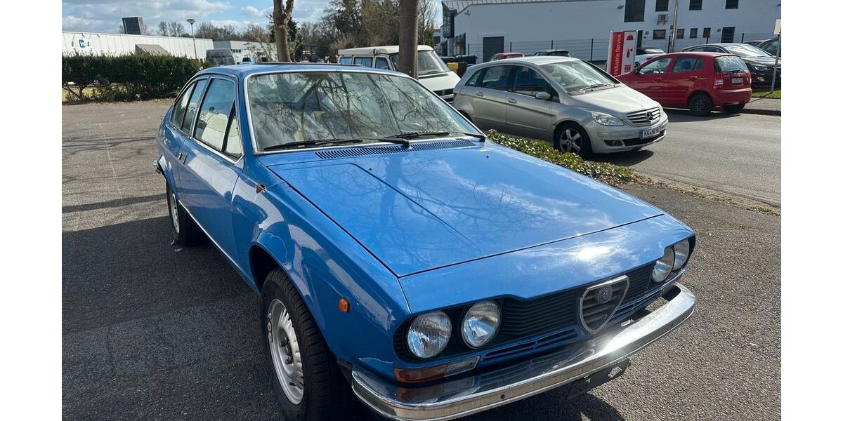 Alfa Romeo Alfetta 52.300 km 5.990 &euro; Düsseldorf 40476