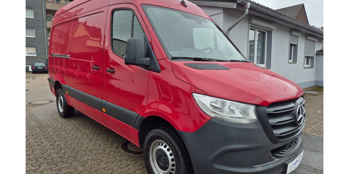 Mercedes-Benz Sprinter 138.000 km 23.890 &euro; Düsseldorf 40591