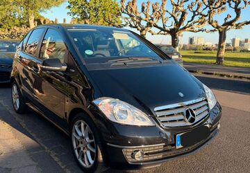 Mercedes-Benz A 160 160.000 km 4.250 &euro; Düsseldorf 40549