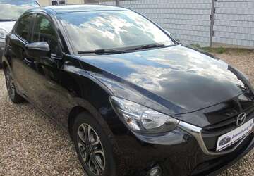 Mazda 2 94.500 km 9.499 &euro; Duisburg 47249