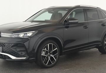 VW Tiguan 13.800 km 42.484 &euro; Düsseldorf 40233