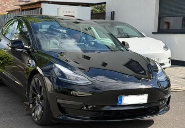 Tesla Model 3 69.900 km 29.500 &euro; Neuss 41470