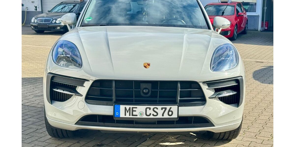Porsche Macan 120.000 km 45.900 &euro; Düsseldorf 40599