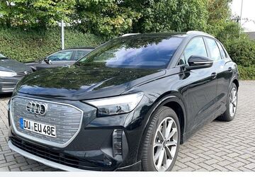 Audi Q4 e-tron 14.000 km 49.850 &euro; Duisburg 47178