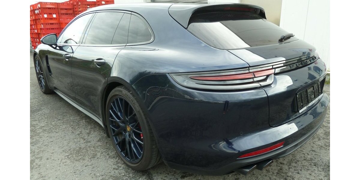Porsche Panamera Turbo Sport Turismo Chrono Pano Matrix 105.000 km 62.900 &euro; Ratingen 40885