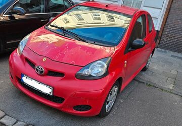 Toyota Aygo (X) 241.300 km 1.000 &euro; Krefeld 47798